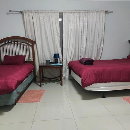 Special Inn Bed And Breakfast Windhoek Phòng bức ảnh